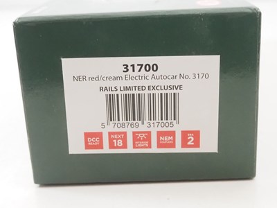 Lot 84 - A RAILS OF SHEFFIELD (by HELJAN) OO gauge...