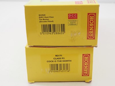 Lot 92 - A pair of HORNBY OO gauge LNER steam locos...