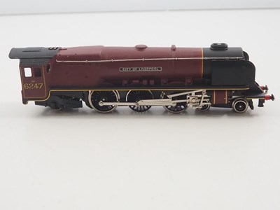 Lot 209 - A WRENN OO gauge W2242 'City of Liverpool'...