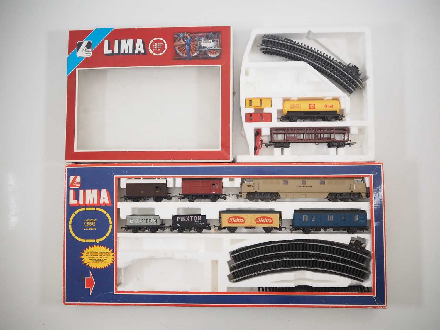 Lot 232 - A LIMA OO gauge freight train set comprising a...