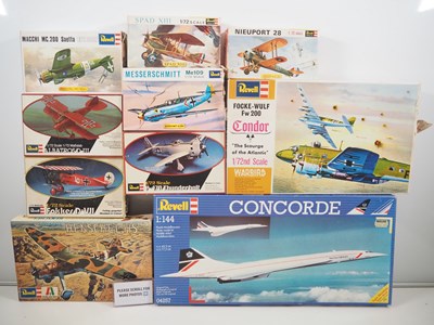 Lot 277 - A group of unbuilt plastic aircraft kits by...