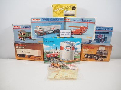 Lot 278 - A mixed group of unbuilt plastic kits, mainly...