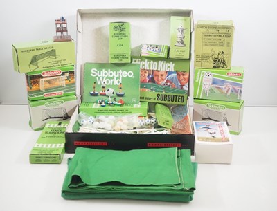 Lot 297 - A large quantity of SUBBUTEO accessories,...