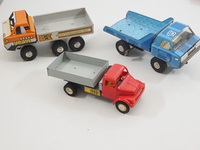 Lot 328 - A SCALEXTRIC Micro G1044 James Bond 007...