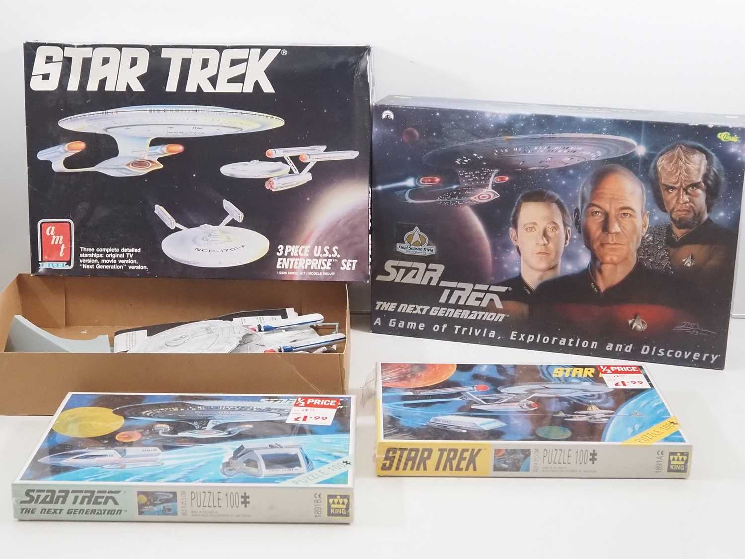 Lot 350 - A Star Trek group comprising an AMT 3 piece...