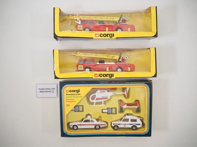 Lot 392 - A CORGI #20 Emergency Set (appears complete...