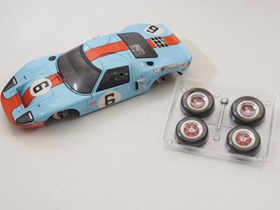 Lot 400 - A GMP 12073 1/12 scale diecast Ford GT40 1969...