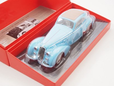 Lot 405 - A MINICHAMPS 1/18 scale diecast Alfa Romeo 8C...