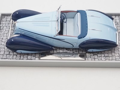 Lot 407 - A MINICHAMPS (Mullin Automotive Museum) 1/18...