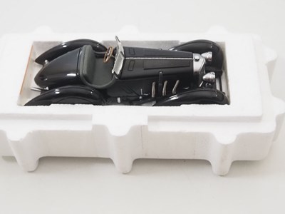 Lot 432 - A CMC M-001 1/24 scale M-001 Mercedes Benz SSK...