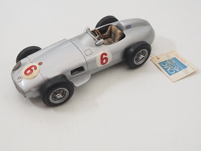 Lot 435 - A CMC M-020 1/18 scale diecast Mercedes Benz...