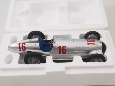 Lot 463 - A CMC M-098 1/18 scale diecast Mercedes-Benz...