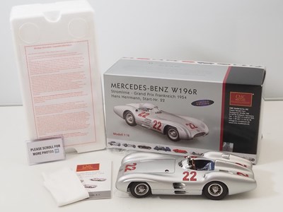 Lot 477 - A CMC M-128C 1/18 scale diecast Mercedes-Benz...
