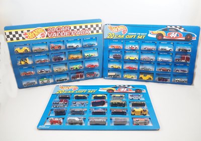 Lot 621 - A group of HOT WHEELS diecast car multipacks...