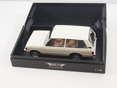 Lot 628 - A NEO 1:18 scale diecast Range Rover in the...