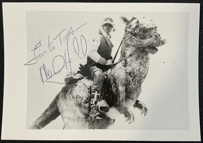 Lot 740 - MARK HAMILL  An autographed mini photograph of...
