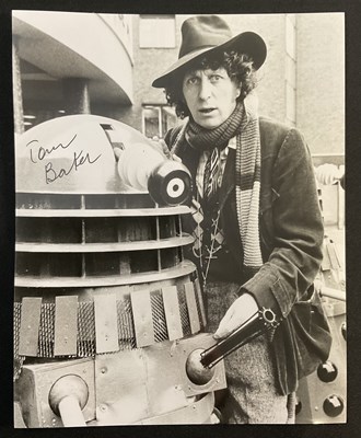 Lot 406 - DR WHO - A group of Doctor Who autographs on 8"...