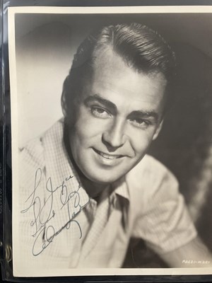 Lot 418 - A posse of famous cowboys' autographs and...