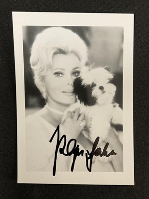 Lot 465 - VINTAGE HOLLYWOOD - A selection of autographs...