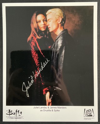 Lot 419 - BUFFY THE VAMPIRE SLAYER - A collection of...
