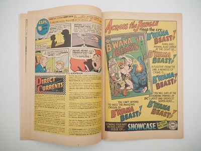 Lot 147 - DETECTIVE COMICS #359 - (1967 - DC) - First...