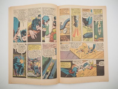 Lot 147 - DETECTIVE COMICS #359 - (1967 - DC) - First...