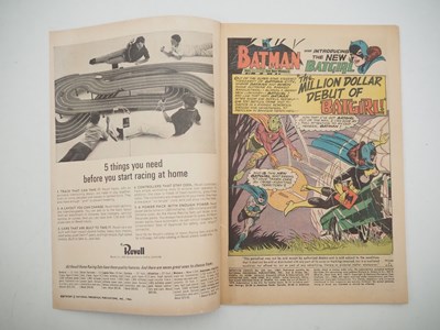 Lot 147 - DETECTIVE COMICS #359 - (1967 - DC) - First...