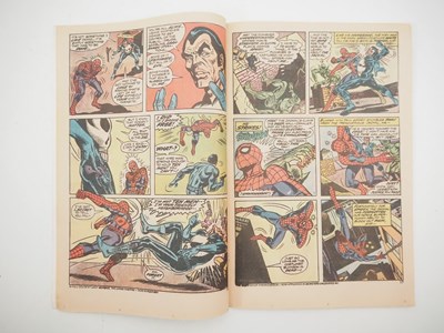 Lot 437 - AMAZING SPIDER-MAN #129 - (1974 - MARVEL) -...