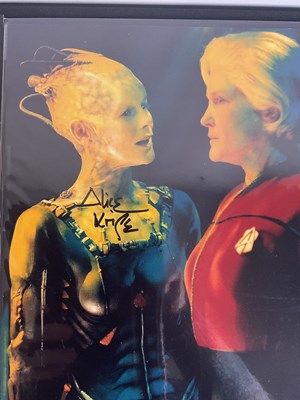Lot 454 - A large quantity of Sci-Fi, related actors and...