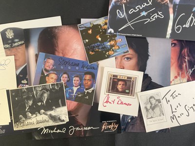 Lot 454 - A large quantity of Sci-Fi, related actors and...