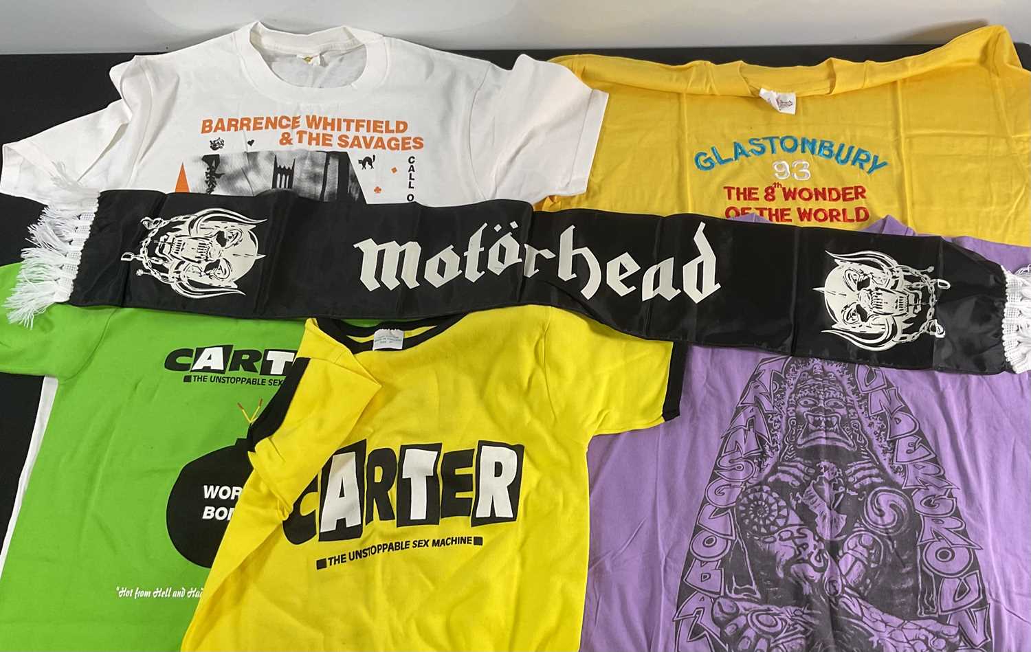 Lot 309 - A group of vintage music merchandise