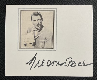 Lot 445 - A group of American actor autographs, mostly...