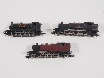 Lot 4 - A group of boxed and unboxed N gauge steam...