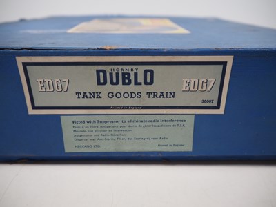 Lot 26 - A HORNBY DUBLO 3-rail OO gauge EDG7 Tank Goods...