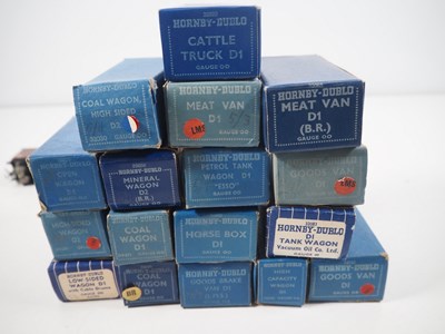 Lot 27 - A group of HORNBY DUBLO 3-rail OO gauge boxed...