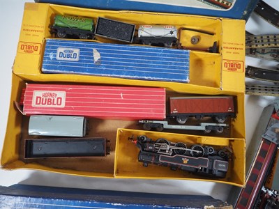 Lot 30 - A large crate of mixed HORNBY DUBLO OO gauge...