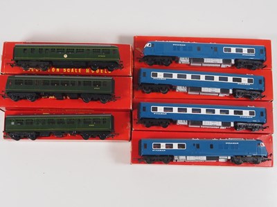 Lot 37 - A group of TRI-ANG HORNBY OO gauge rolling...