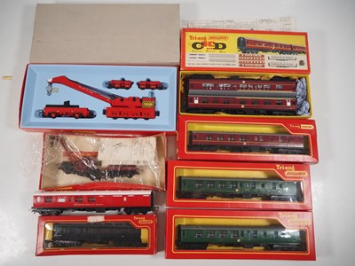 Lot 39 - A group of TRI-ANG HORNBY OO gauge rolling...