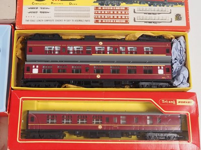 Lot 39 - A group of TRI-ANG HORNBY OO gauge rolling...
