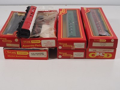 Lot 39 - A group of TRI-ANG HORNBY OO gauge rolling...