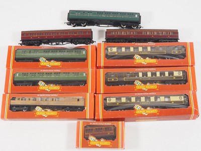 Lot 67 - A quantity of boxed and unboxed OO gauge...