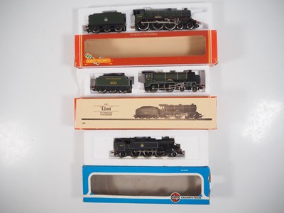 Lot 69 - A group of boxed OO gauge steam locomotives by...