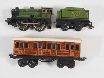 Lot 75 - A BING O gauge 1920s clockwork 0-4-0 steam...