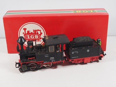 Lot 88 - An LGB 2015D G scale 0-4-0 steam tender...