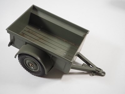 Lot 97 - A MARX TOYS Jeep and Searchlight Trailer,...
