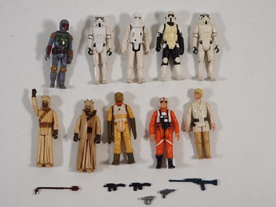 Lot 132 - A group of vintage PALITOY / KENNER Star Wars...