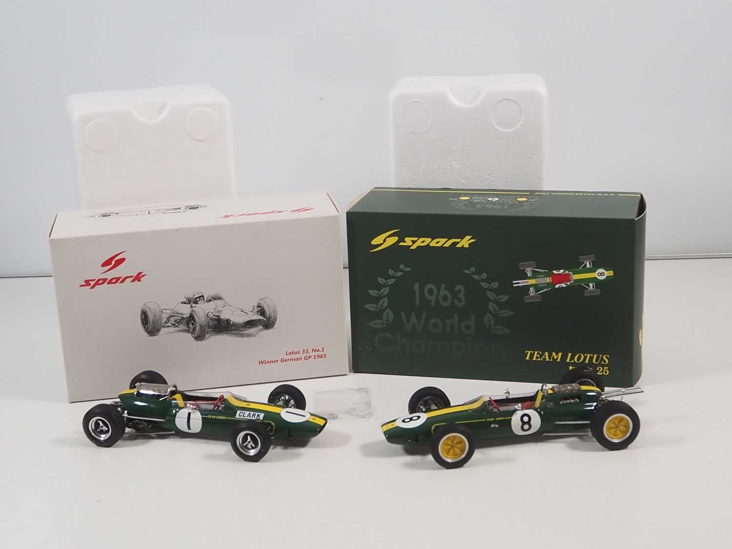 Lot 255 - A pair of SPARK 1:18 Team Lotus Formula 1 cars,...