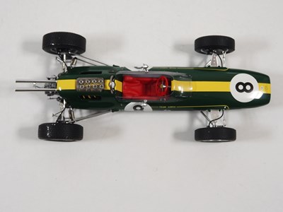 Lot 255 - A pair of SPARK 1:18 Team Lotus Formula 1 cars,...