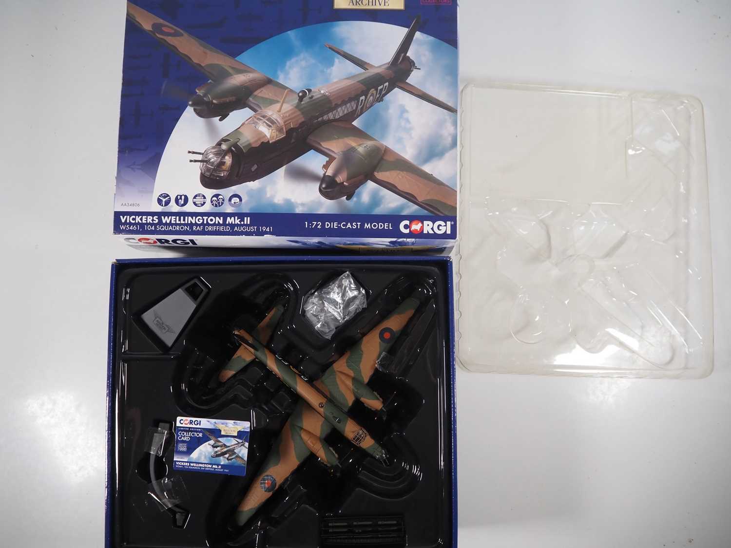 Lot 430 - A CORGI Aviation Archive AA34806 1:72 scale...