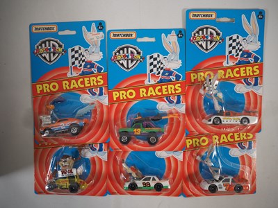 Lot 46 - A complete set of 6 MATCHBOX diecast 'Looney...